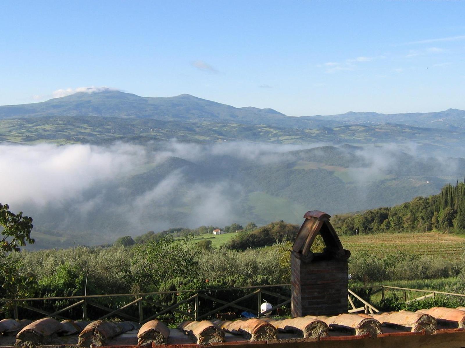 カスティリオーネ・ドルチャ Poggio Al Ventoゲストハウス エクステリア 写真